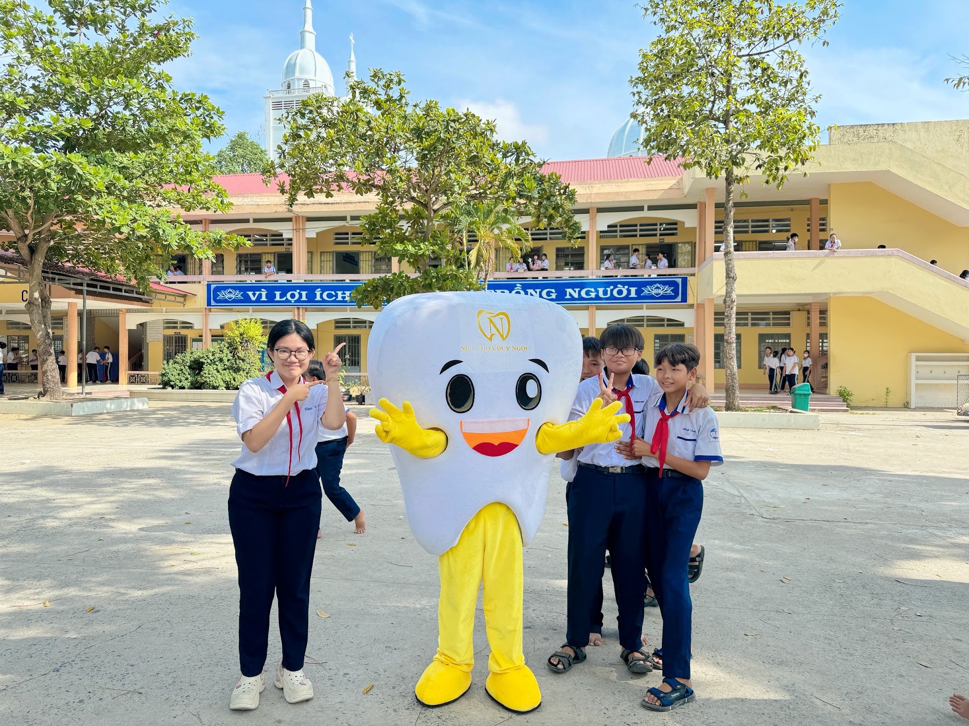 nha khoa học đường